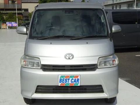 Toyota TownAce Van