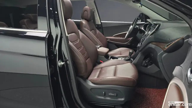 Hyundai Grand Santa Fe (Maxcruz)
