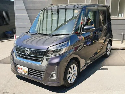 Nissan Dayz Roox