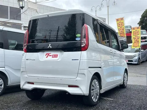 Mitsubishi eK Space