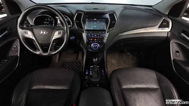 Hyundai Grand Santa Fe (Maxcruz)