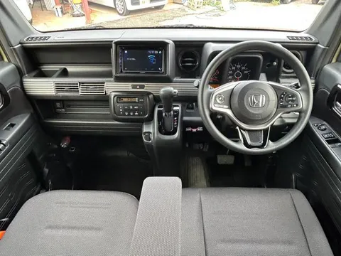 Honda N-VAN Plus Style
