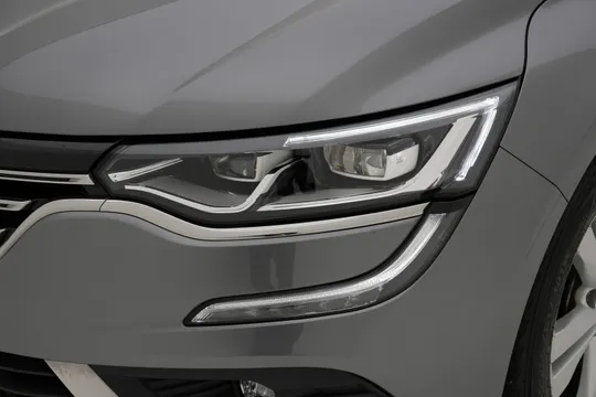 Renault Talisman (SM6)