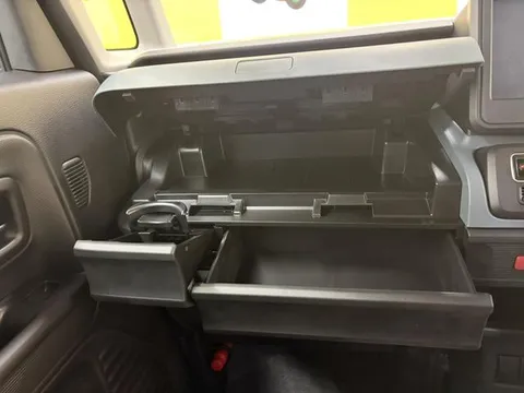 Suzuki Spacia Base