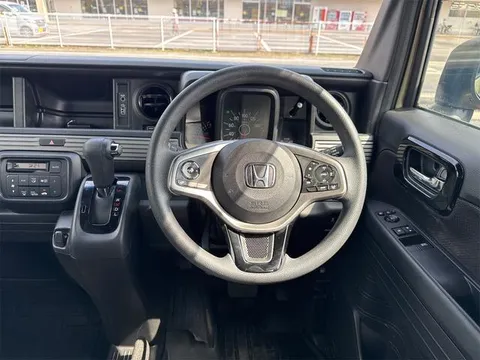 Honda N-VAN Plus Style