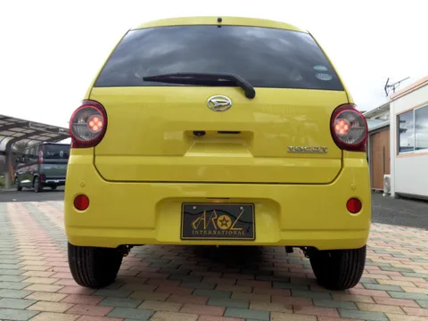 Daihatsu Mira Tocot