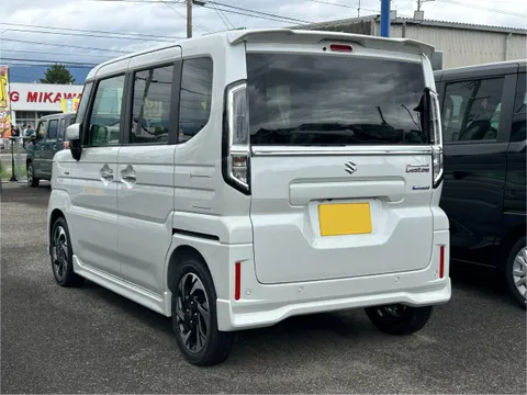 Suzuki Spacia Custom