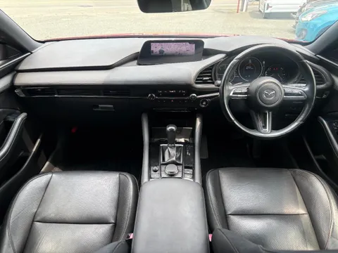 Mazda MAZDA3 Fastback