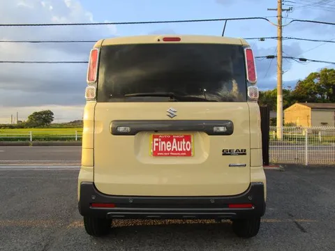 Suzuki Spacia Gear