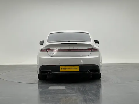 Lincoln MKZ