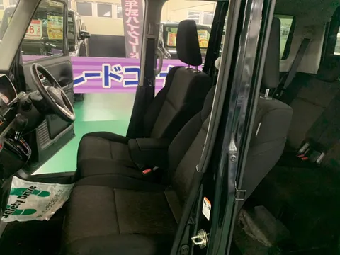 Suzuki Spacia Custom