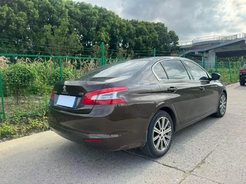 Peugeot 408