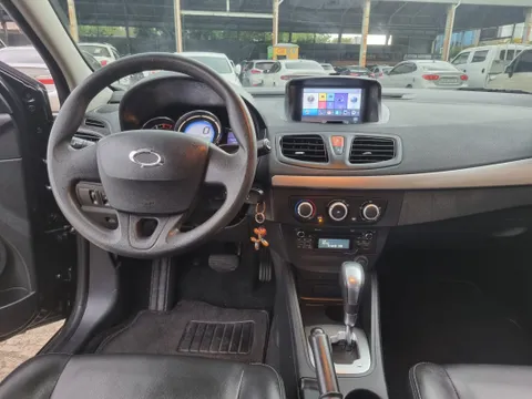 Renault SM3