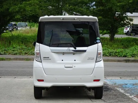 Nissan Dayz Roox