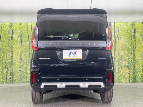 Mitsubishi Delica Mini