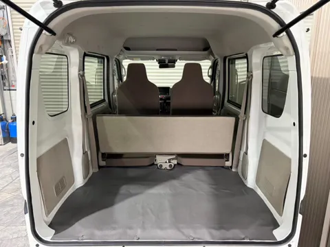 Mitsubishi Minicab Van