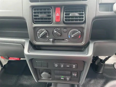 Nissan Clipper Truck