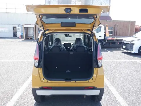 Mitsubishi eK X