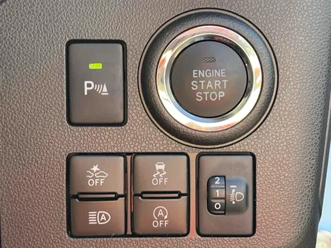 Daihatsu Mira Tocot