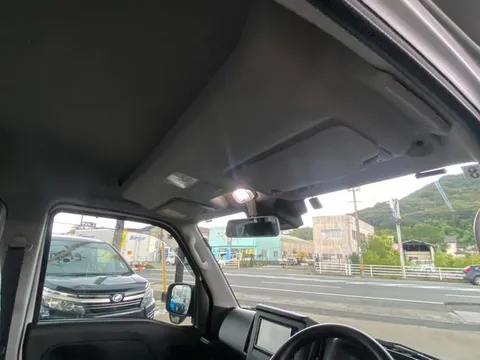 Nissan Clipper Van