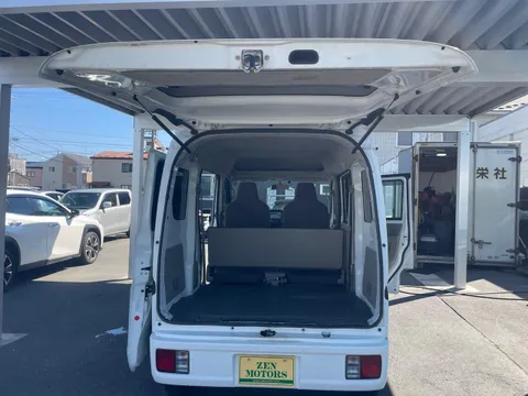 Nissan Clipper