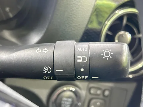 Toyota Yaris (Vitz)