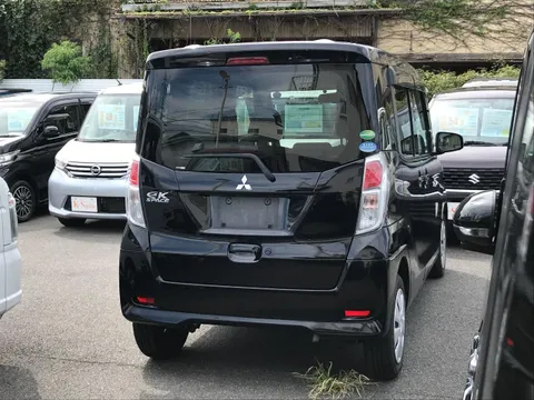 Mitsubishi eK Space
