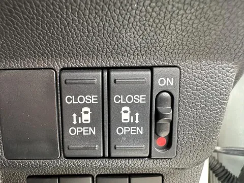 Honda Freed Plus