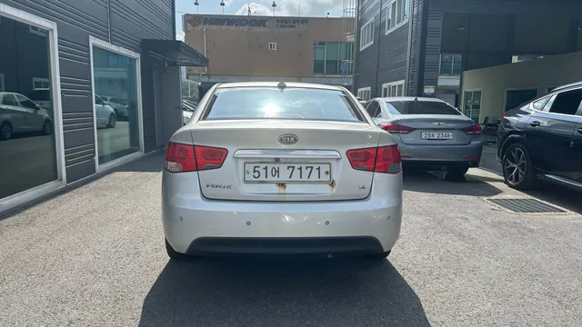 Kia Cerato (Forte)
