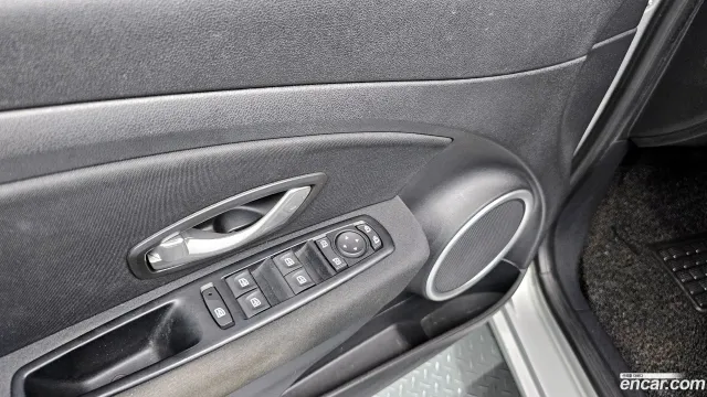 Renault SM3