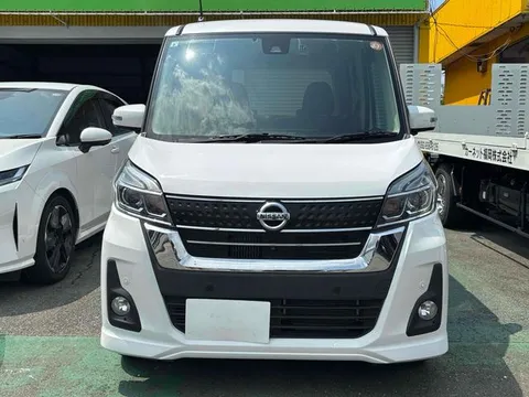 Nissan Dayz Roox