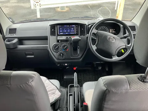 Toyota TownAce Van