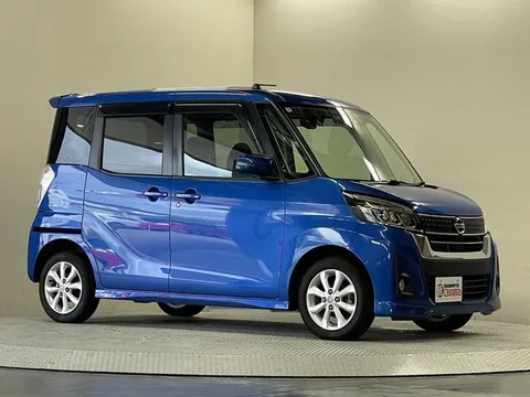 Nissan Dayz Roox