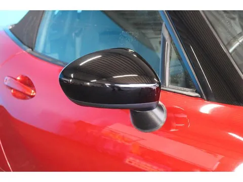 Mazda MX-5 (Roadster)