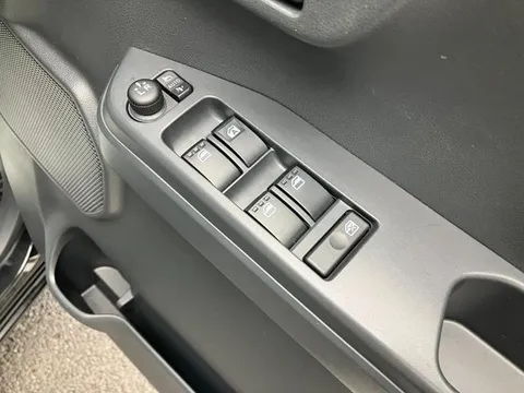 Toyota Pixis Mega