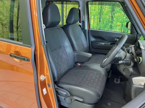 Mitsubishi Delica Mini