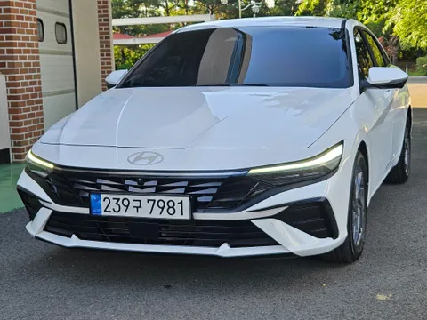 Hyundai Elantra (Avante)