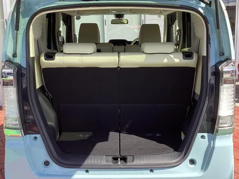 Honda N-BOX Slash