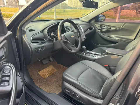 Chevrolet Malibu XL