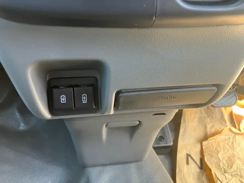 Mitsubishi Minicab Van