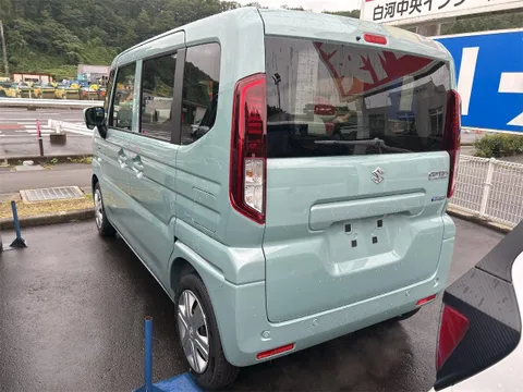 Suzuki Spacia