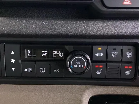 Honda N-BOX Joy