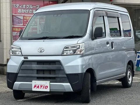 Toyota Pixis Van
