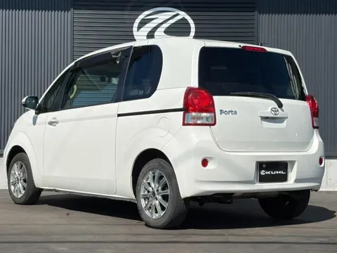Toyota Porte