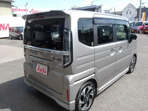Suzuki Spacia Custom