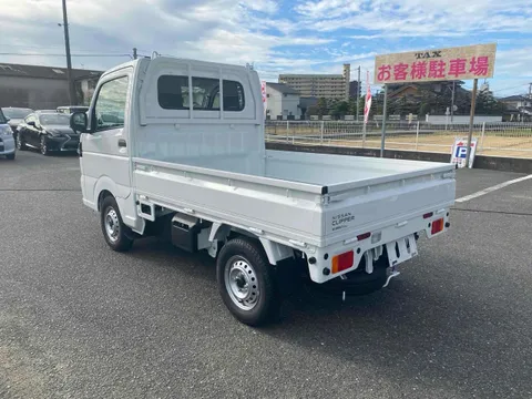 Nissan Clipper Truck