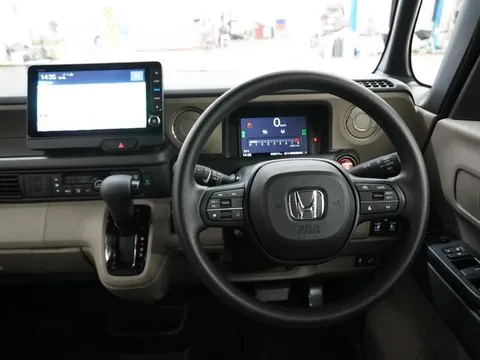 Honda N-BOX Joy