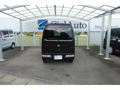 Toyota Pixis Van