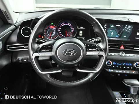 Hyundai Elantra (Avante)