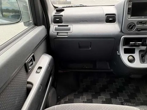 Daihatsu Atrai Wagon